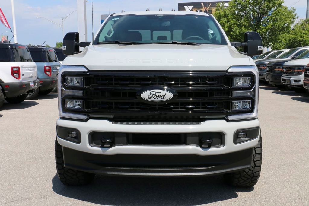New 2026 Ford F350 Lariat AWD/4WD image 3