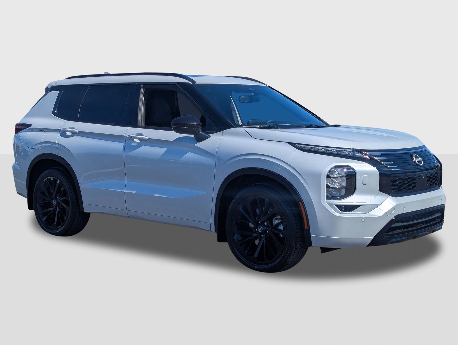 New 2026 Nissan Rogue Platinum image 8