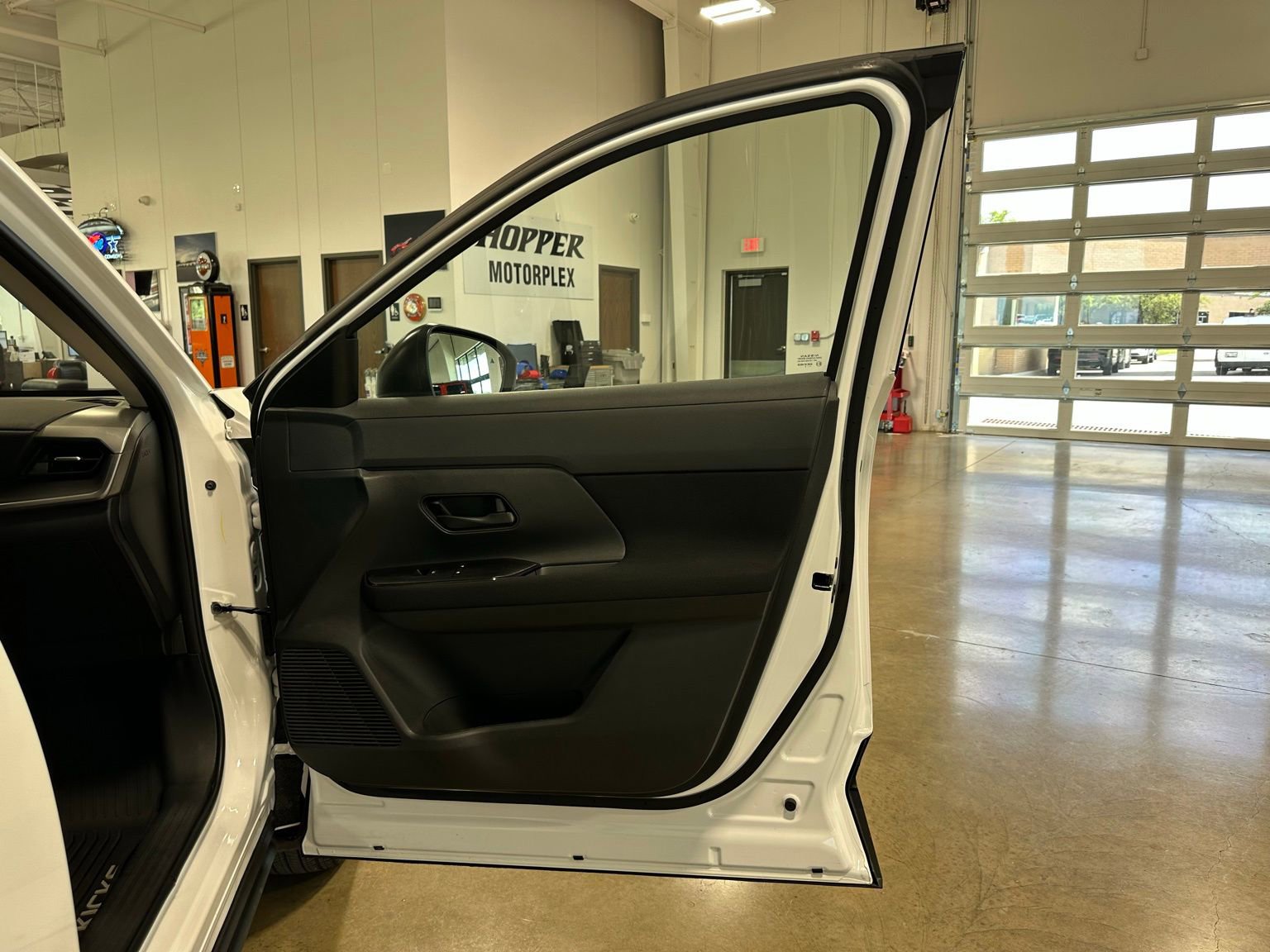 Used 2025 Nissan Kicks S image 36