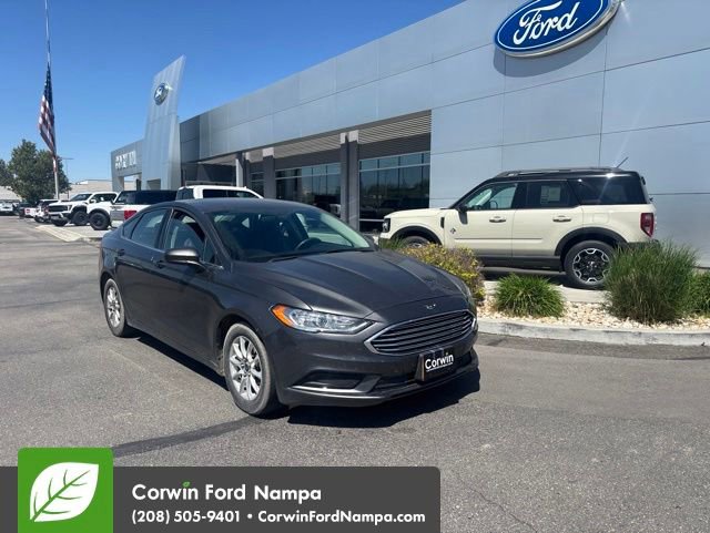 Used 2018 Ford Fusion S FWD video 2