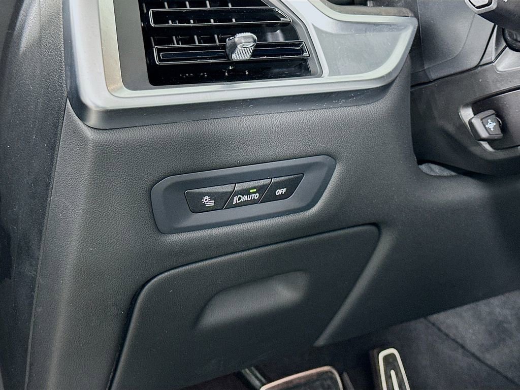 Certified 2024 BMW X5 xDrive40i w/ M Sport Package image 10