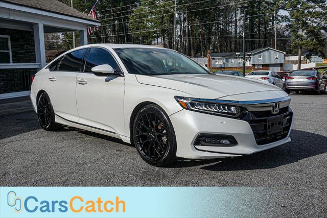 Used 2018 Honda Accord Touring image 10