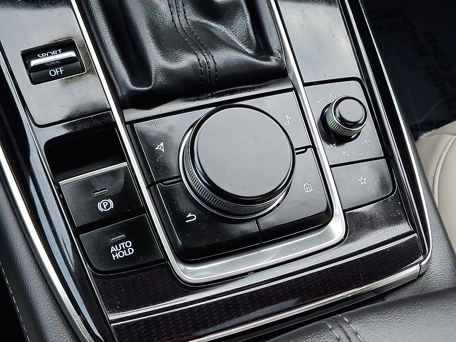 Used 2021 MAZDA CX-30 AWD 2.5 Turbo S image 28