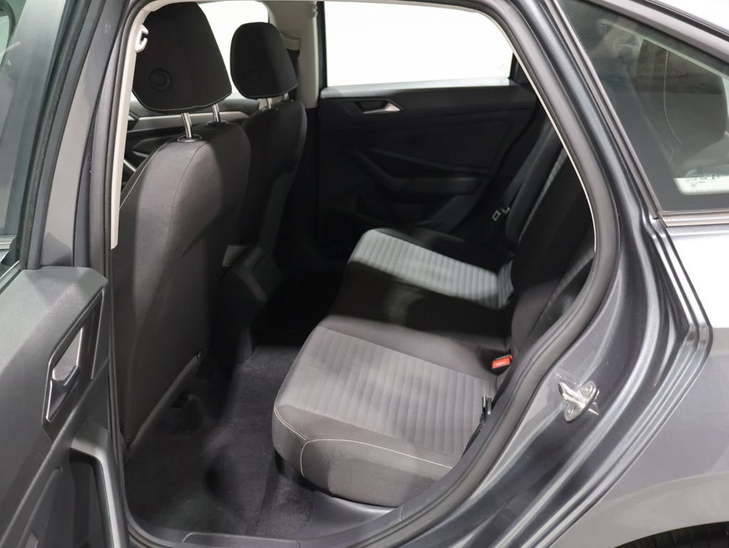 Used 2024 Volkswagen Jetta S FWD image 17