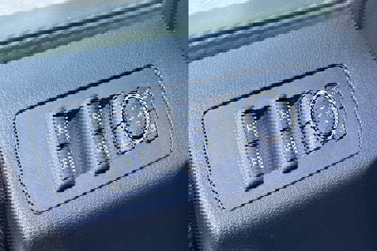 Used 2019 Ford F150 Raptor w/ Equipment Group 802A Luxury image 13