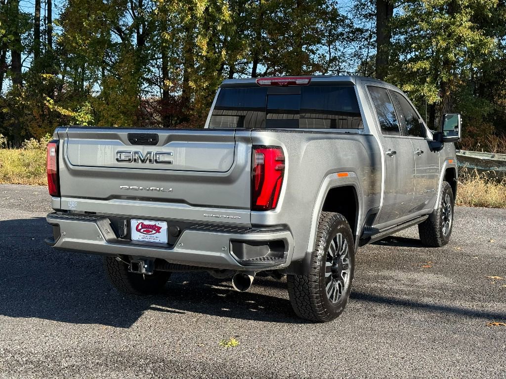 Used 2024 GMC Sierra 2500 Denali Ultimate image 12