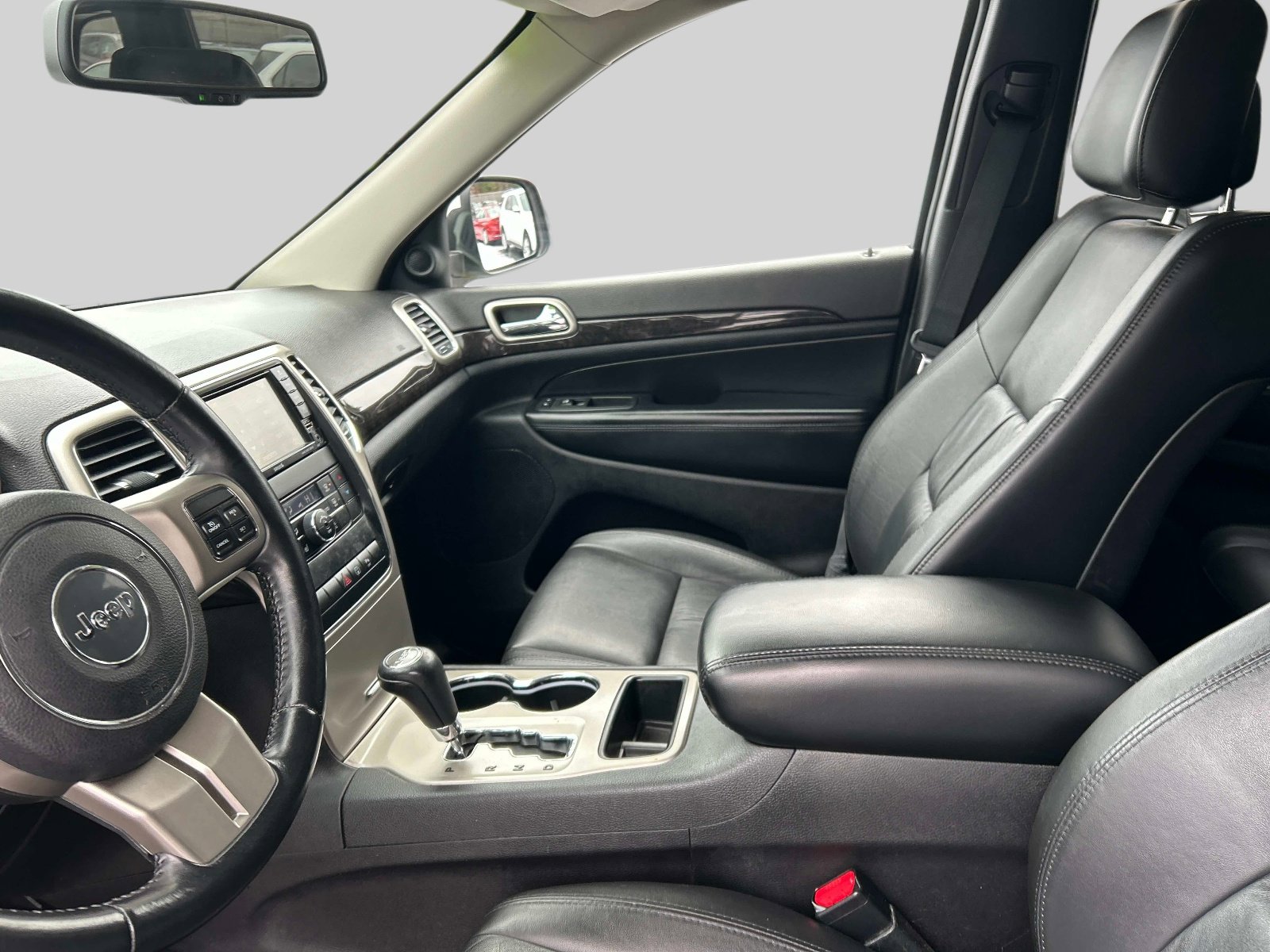 Used 2013 Jeep Grand Cherokee Laredo image 23