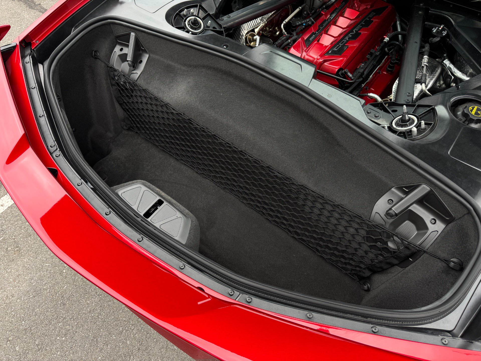 Used 2025 Chevrolet Corvette Stingray Premium Cpe w/ Z51 Performance Package RWD image 31
