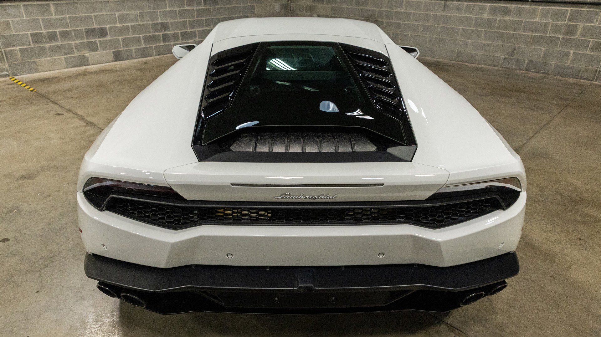 Used 2016 Lamborghini Huracan LP 610-4 image 25