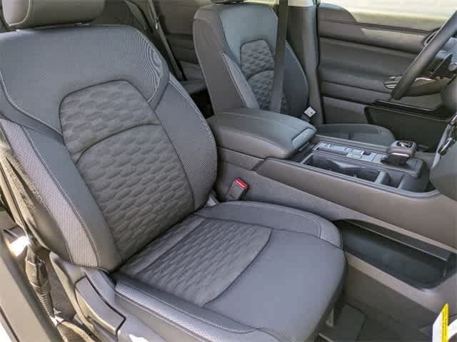 New 2024 Nissan Pathfinder S FWD image 12