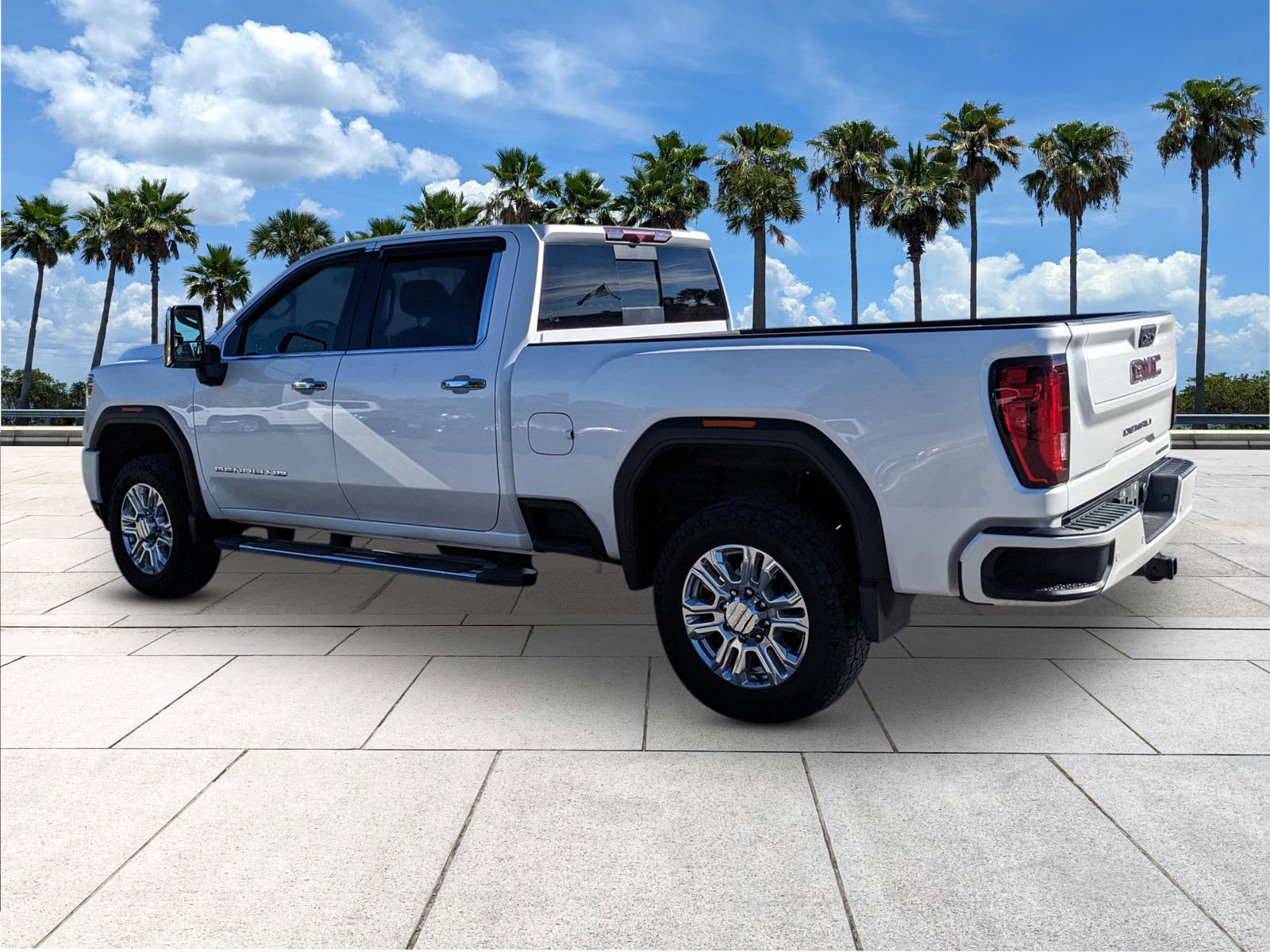 Used 2022 GMC Sierra 2500 Denali image 6