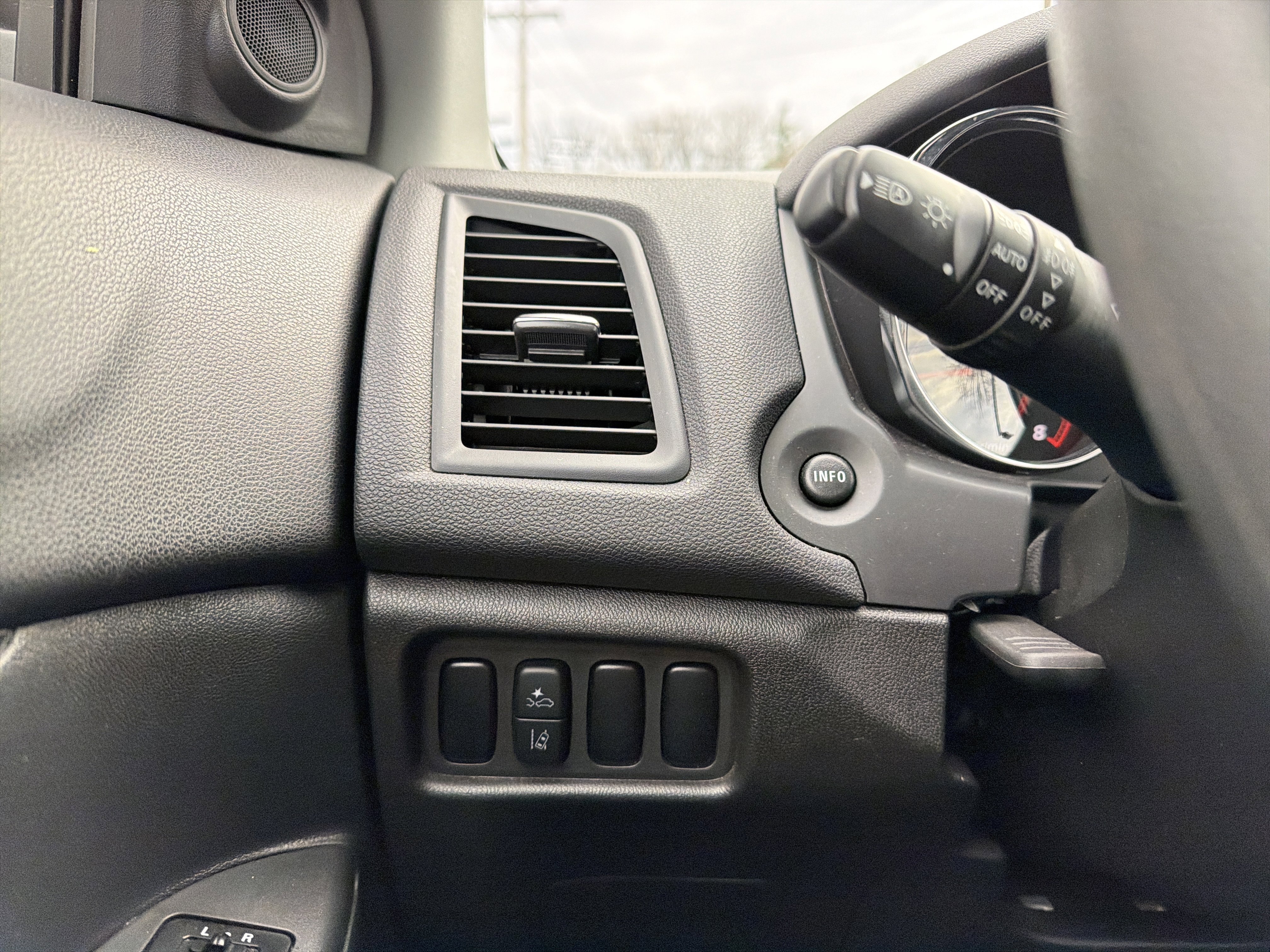 Used 2024 Mitsubishi Outlander Sport ES image 23