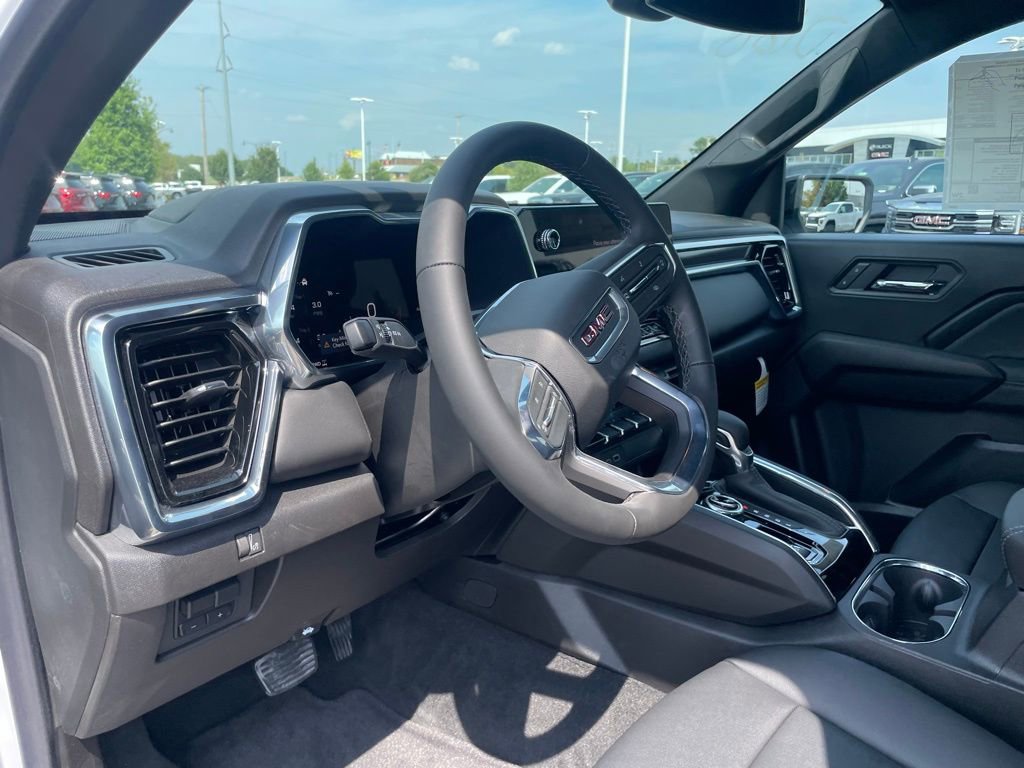 New 2026 GMC Canyon Elevation w/ Convenience Package image 11