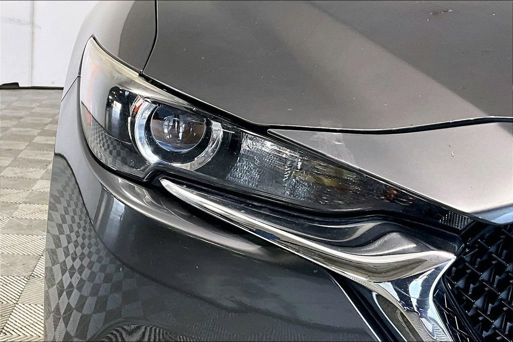 Used 2018 MAZDA CX-5 Touring image 28