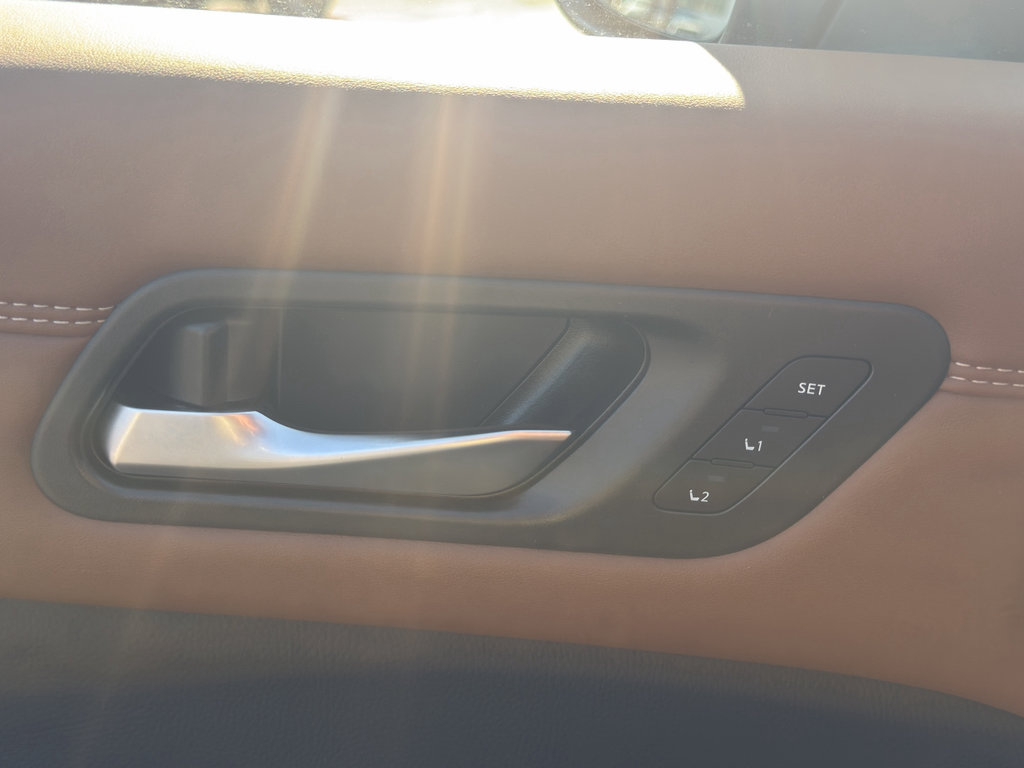 New 2026 Nissan Pathfinder Platinum image 19