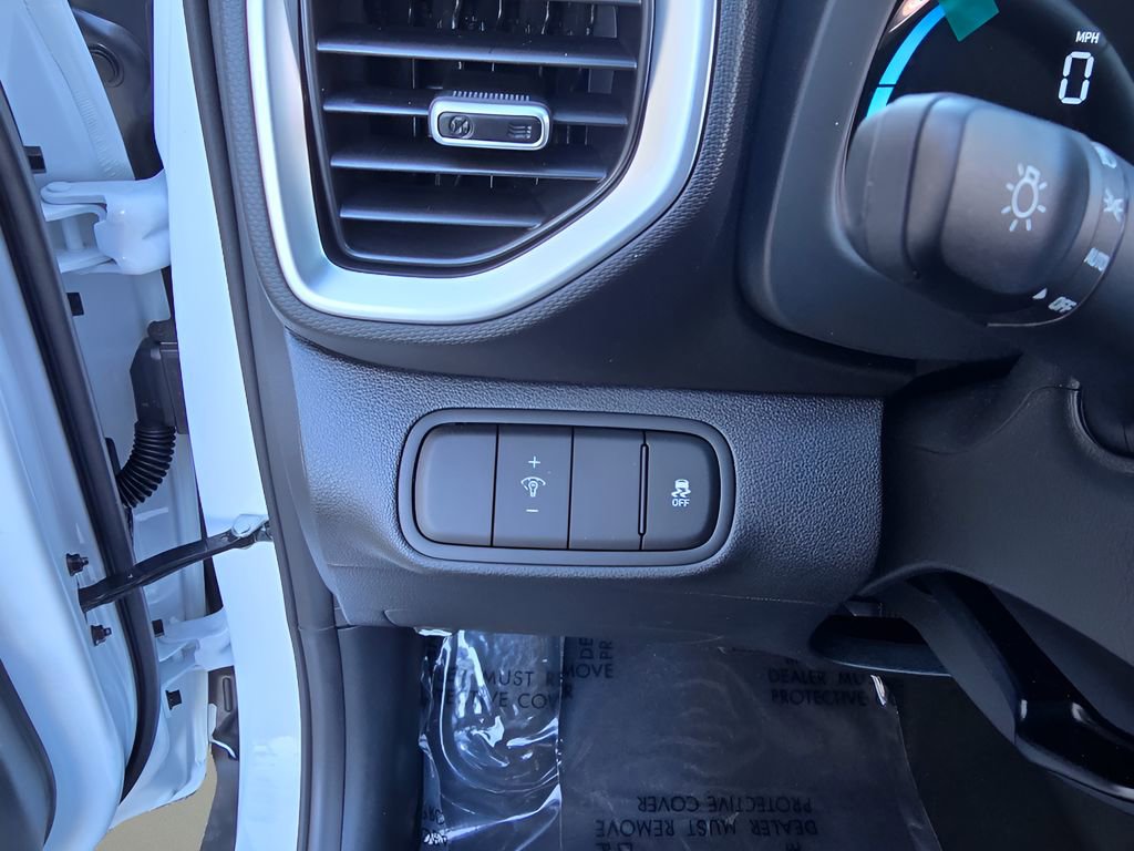 New 2026 Hyundai Venue SEL image 17