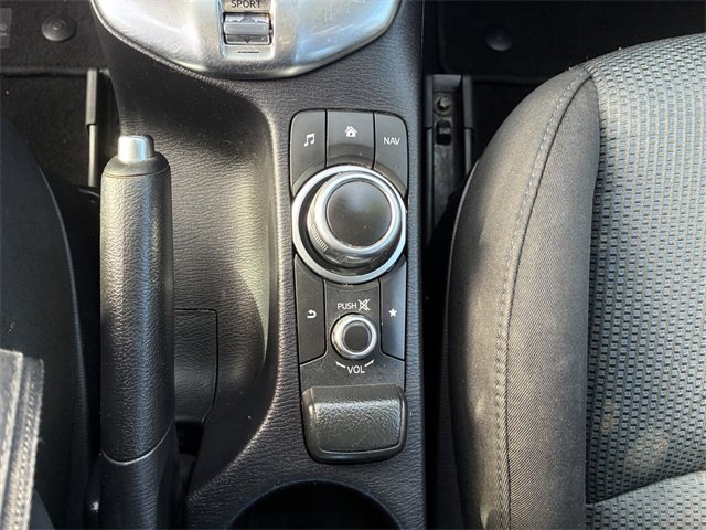 Used 2019 Toyota Yaris LE image 29