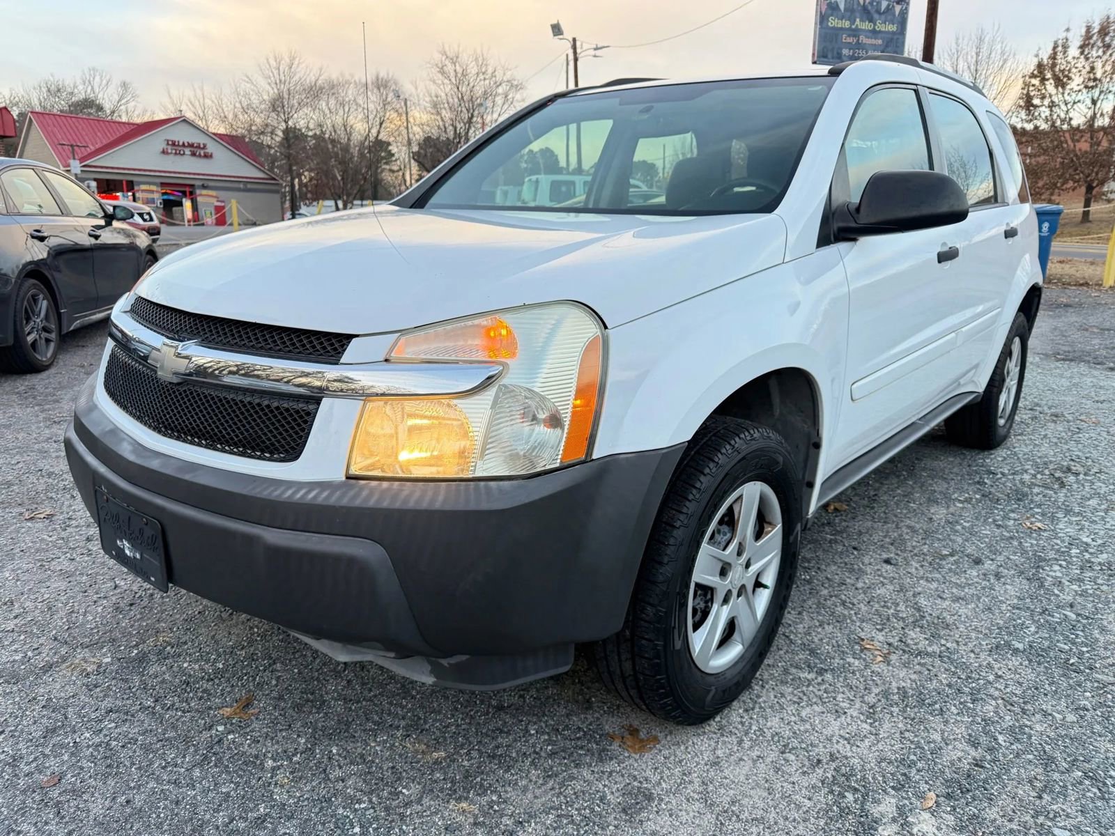 Used 2005 Chevrolet Equinox LS image 3
