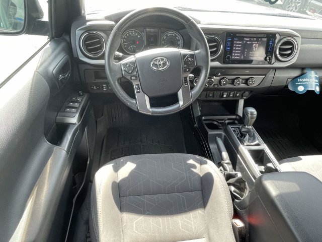 Used 2019 Toyota Tacoma TRD Sport AWD/4WD image 13