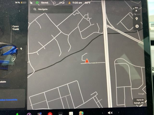 Used 2023 Tesla Model 3 Standard Range image 17