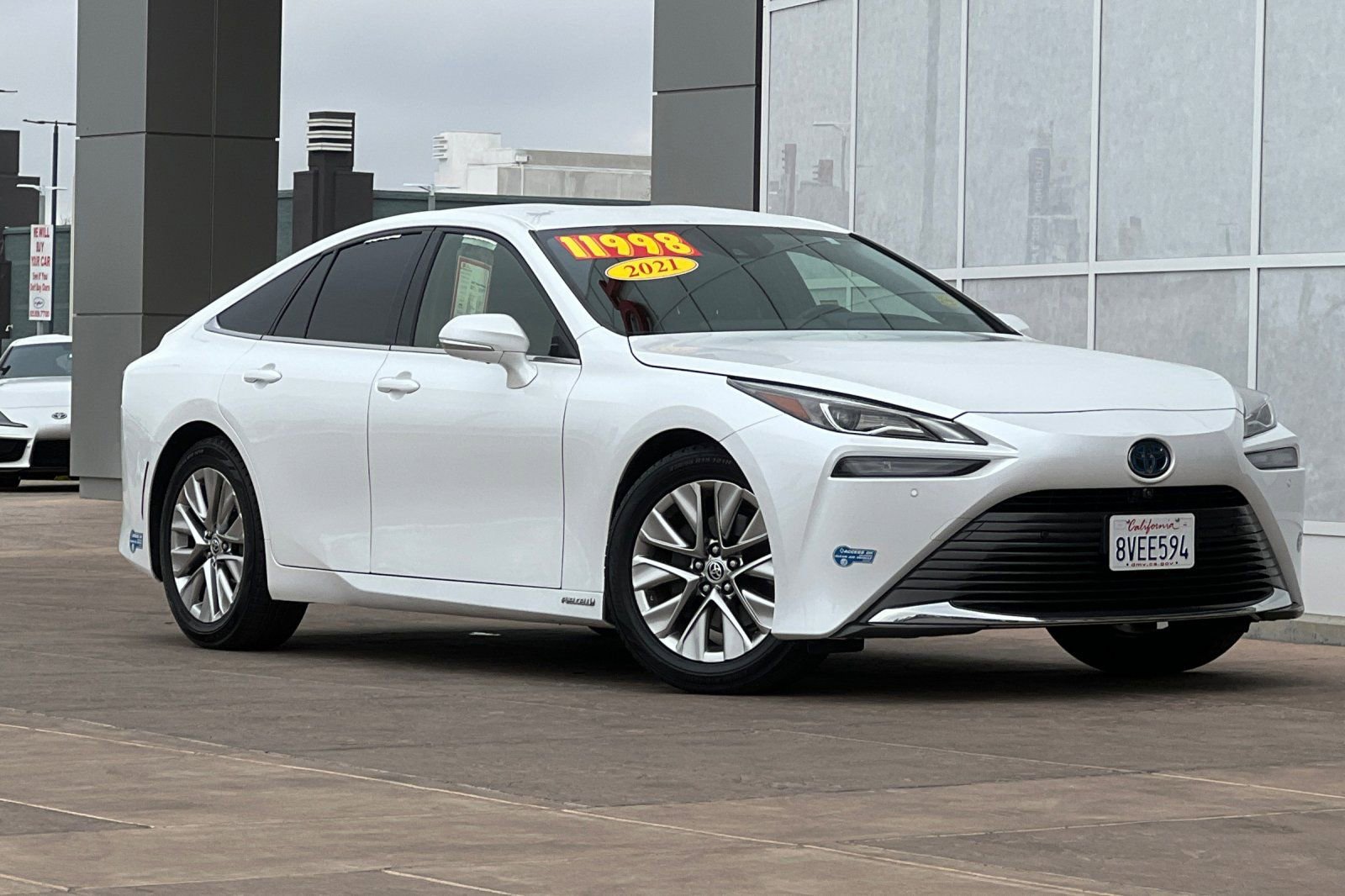 Certified 2021 Toyota Mirai XLE w/ Advanced Technology Package image 2