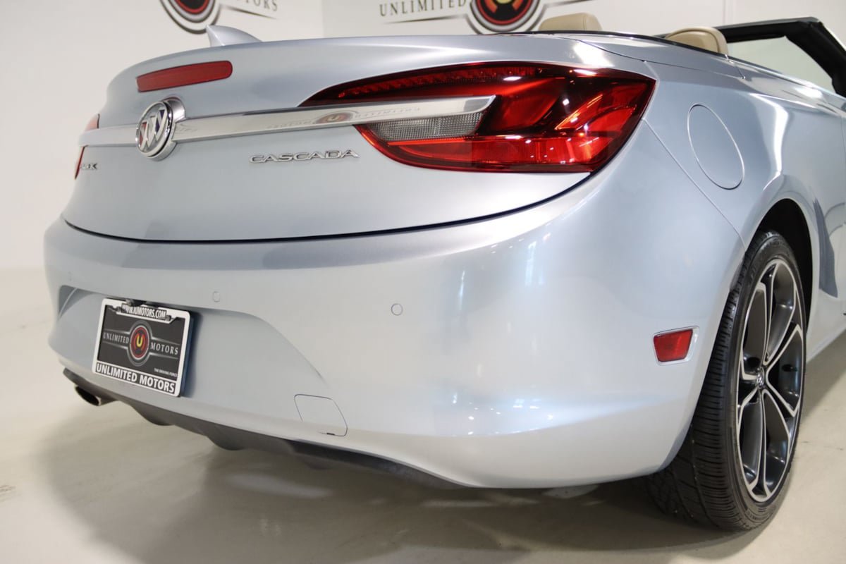 Used 2018 Buick Cascada Premium FWD image 12