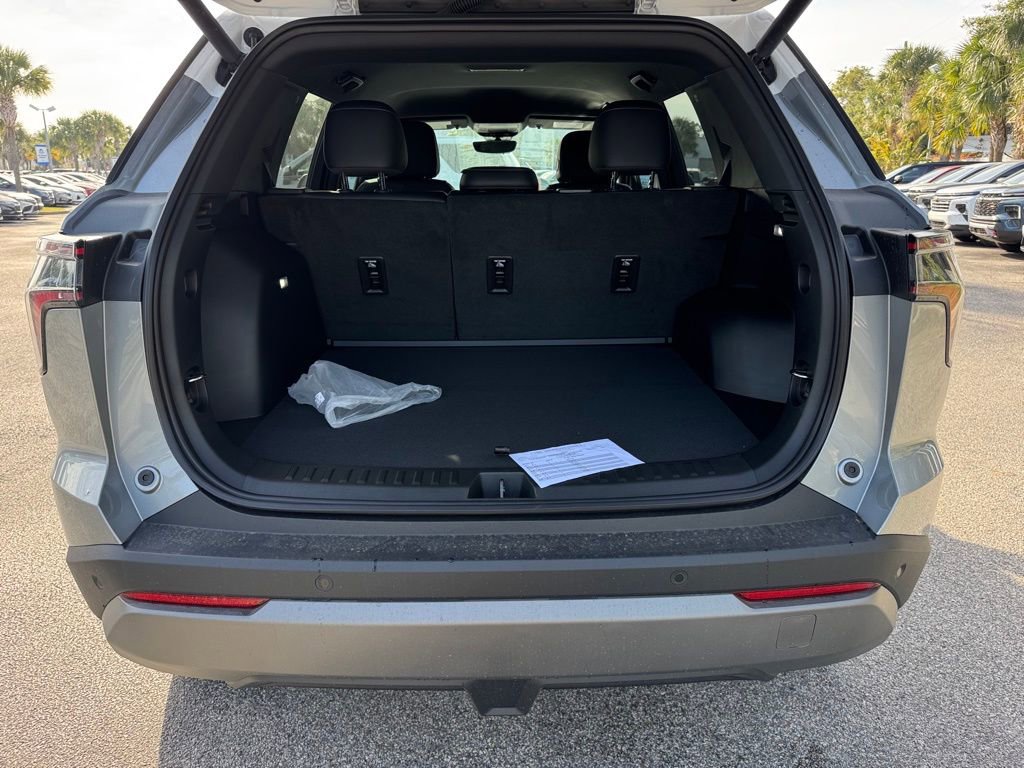 New 2026 Chevrolet Equinox LT w/ Convenience Package II image 12