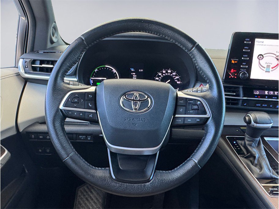 Used 2021 Toyota Sienna XLE w/ XLE Plus Package FWD image 13