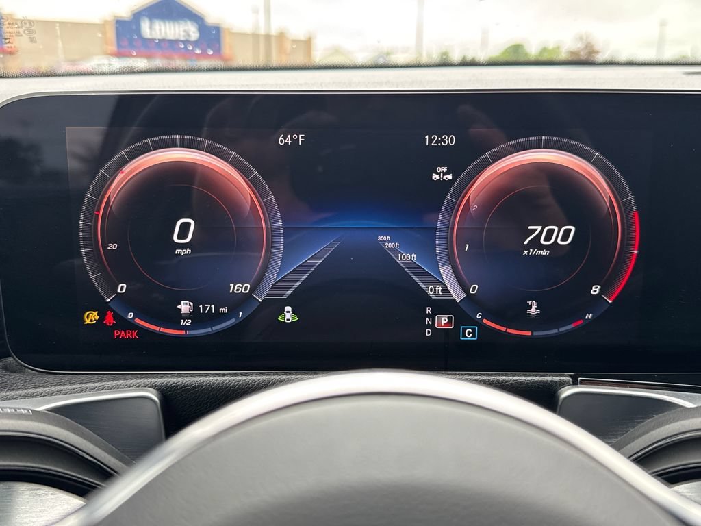 Used 2023 Mercedes-Benz GLB 250 4MATIC image 24