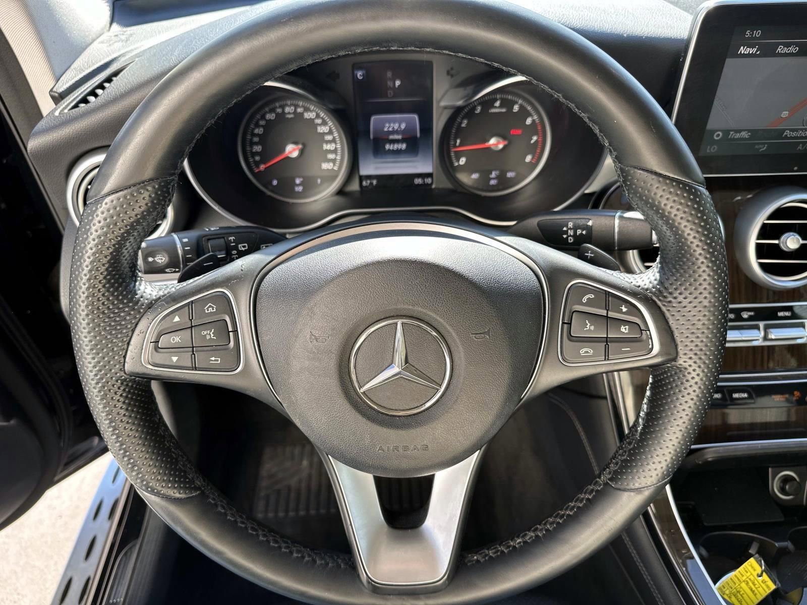 Used 2017 Mercedes-Benz GLC 300 4MATIC image 17