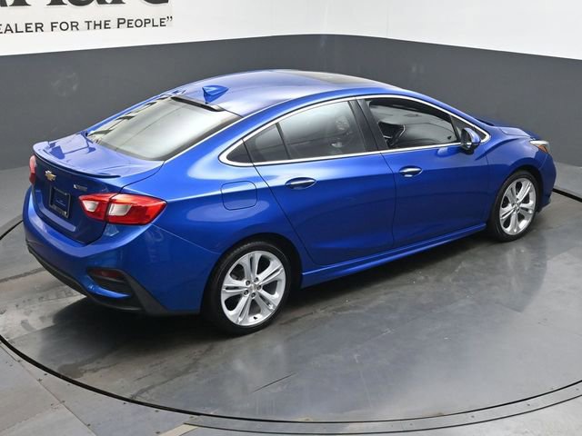 Used 2018 Chevrolet Cruze Premier FWD image 37