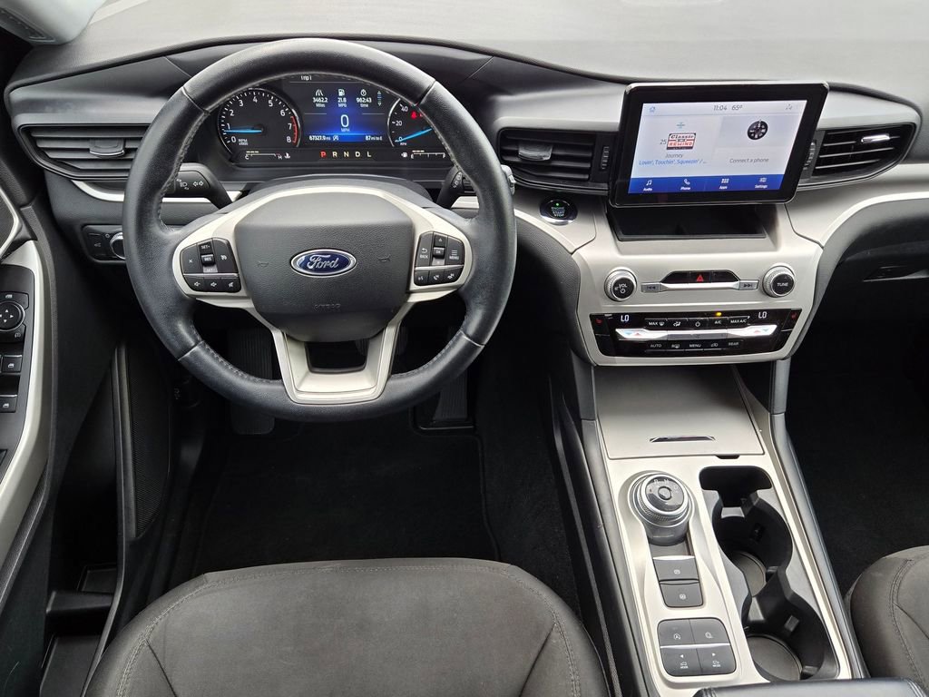 Used 2021 Ford Explorer XLT image 10