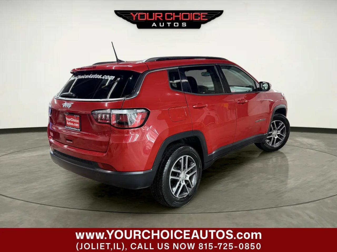 Used 2019 Jeep Compass Latitude AWD/4WD image 5