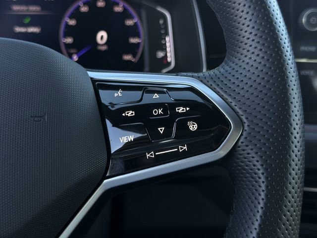 Used 2025 Volkswagen Jetta GLI Autobahn image 11