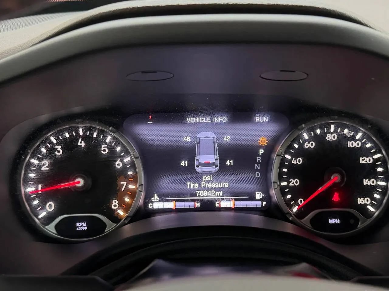 Used 2017 Jeep Renegade Latitude FWD image 36