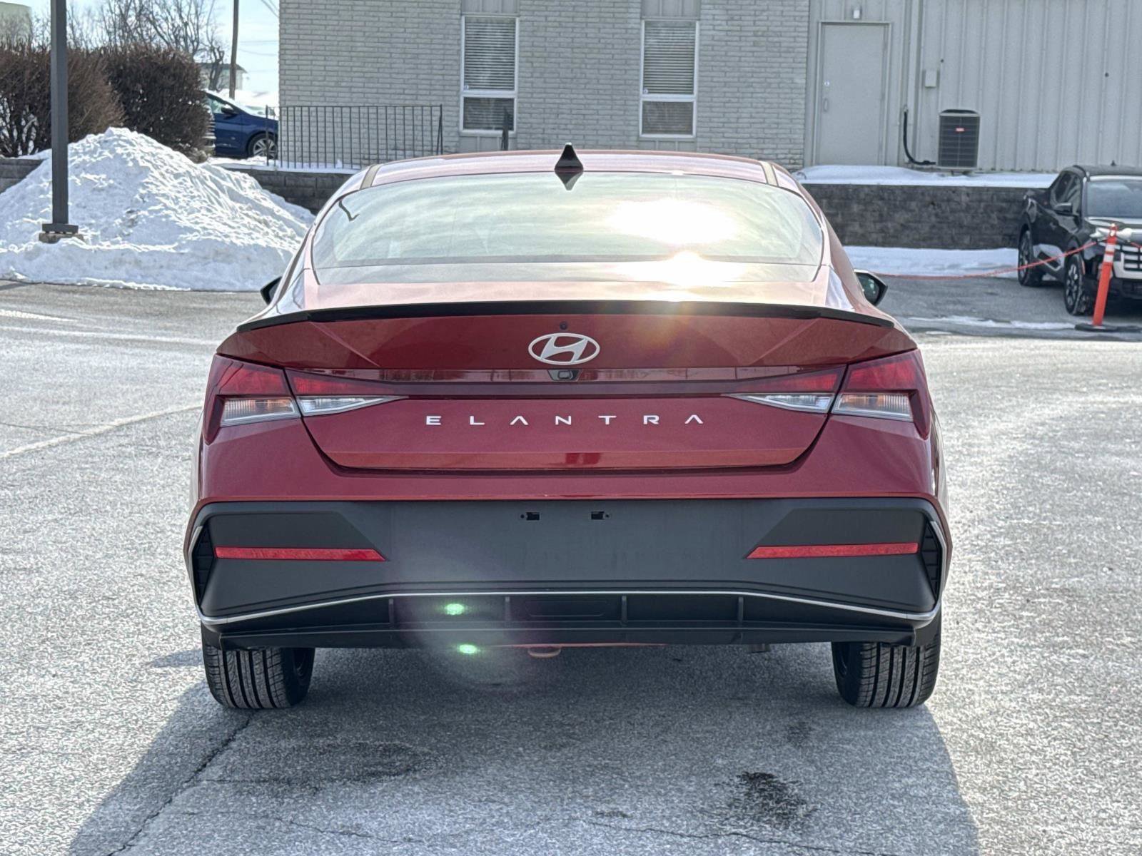 Used 2026 Hyundai Elantra Sport FWD image 13