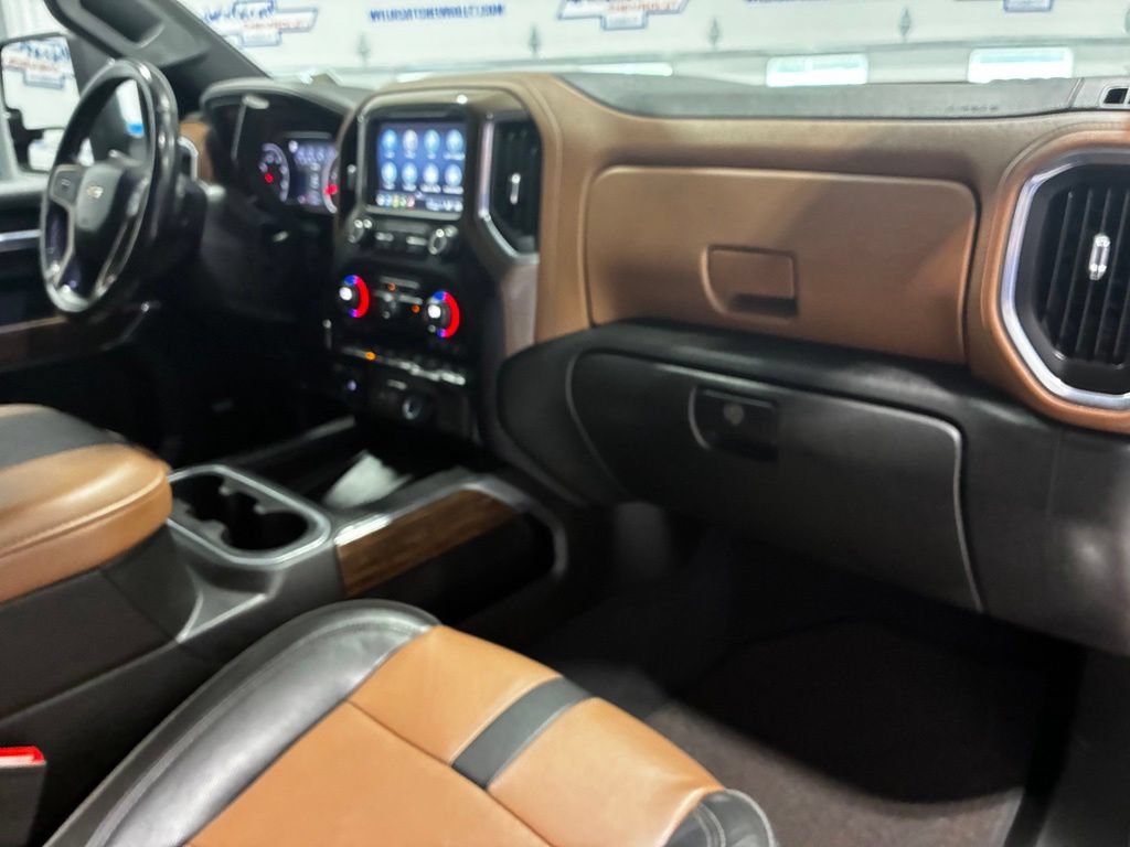 Used 2023 Chevrolet Silverado 3500 High Country AWD/4WD image 48