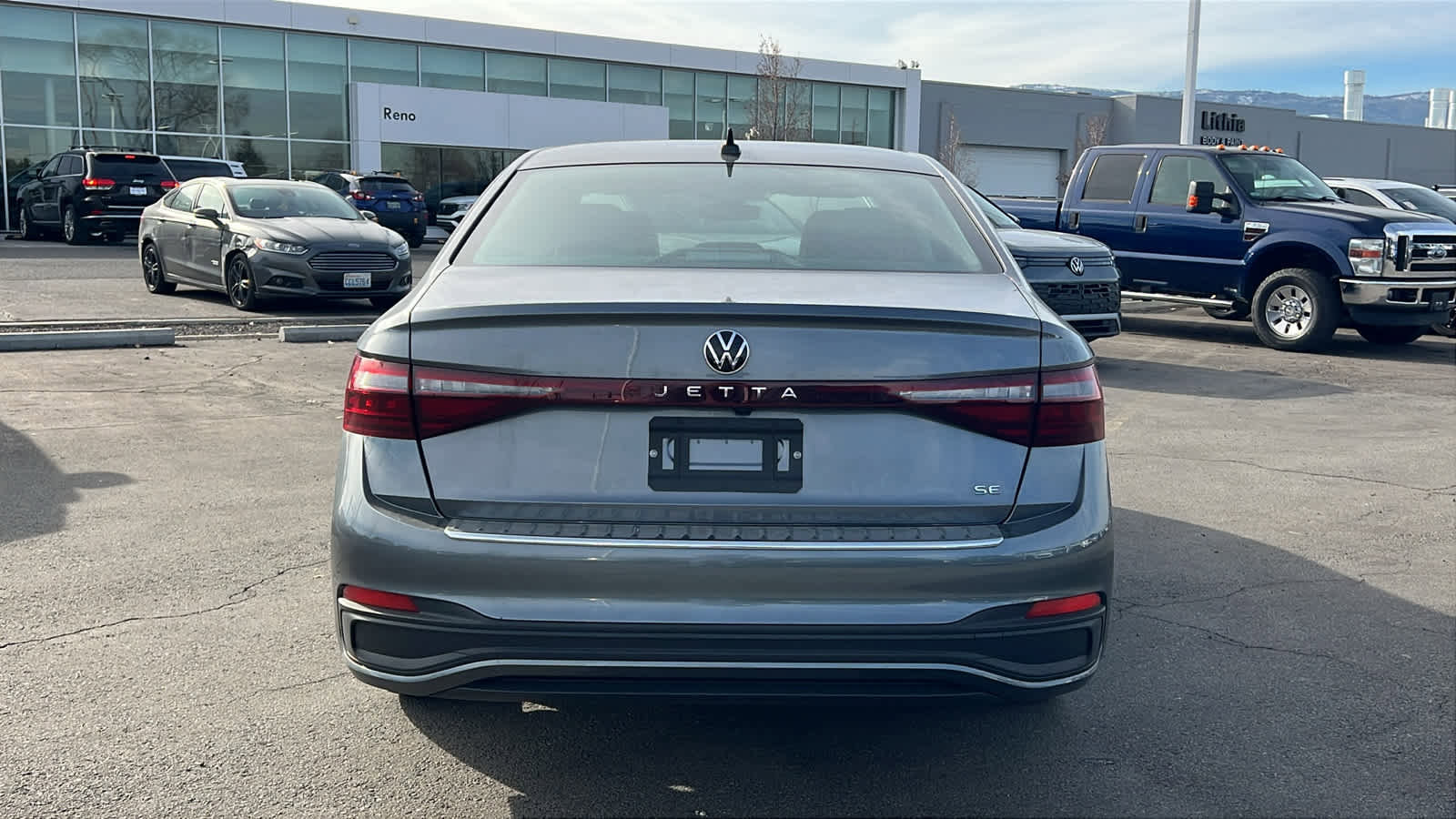 Certified 2025 Volkswagen Jetta SE image 6