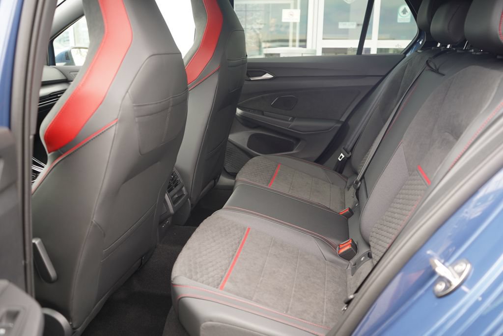 New 2026 Volkswagen GTI SE FWD image 7