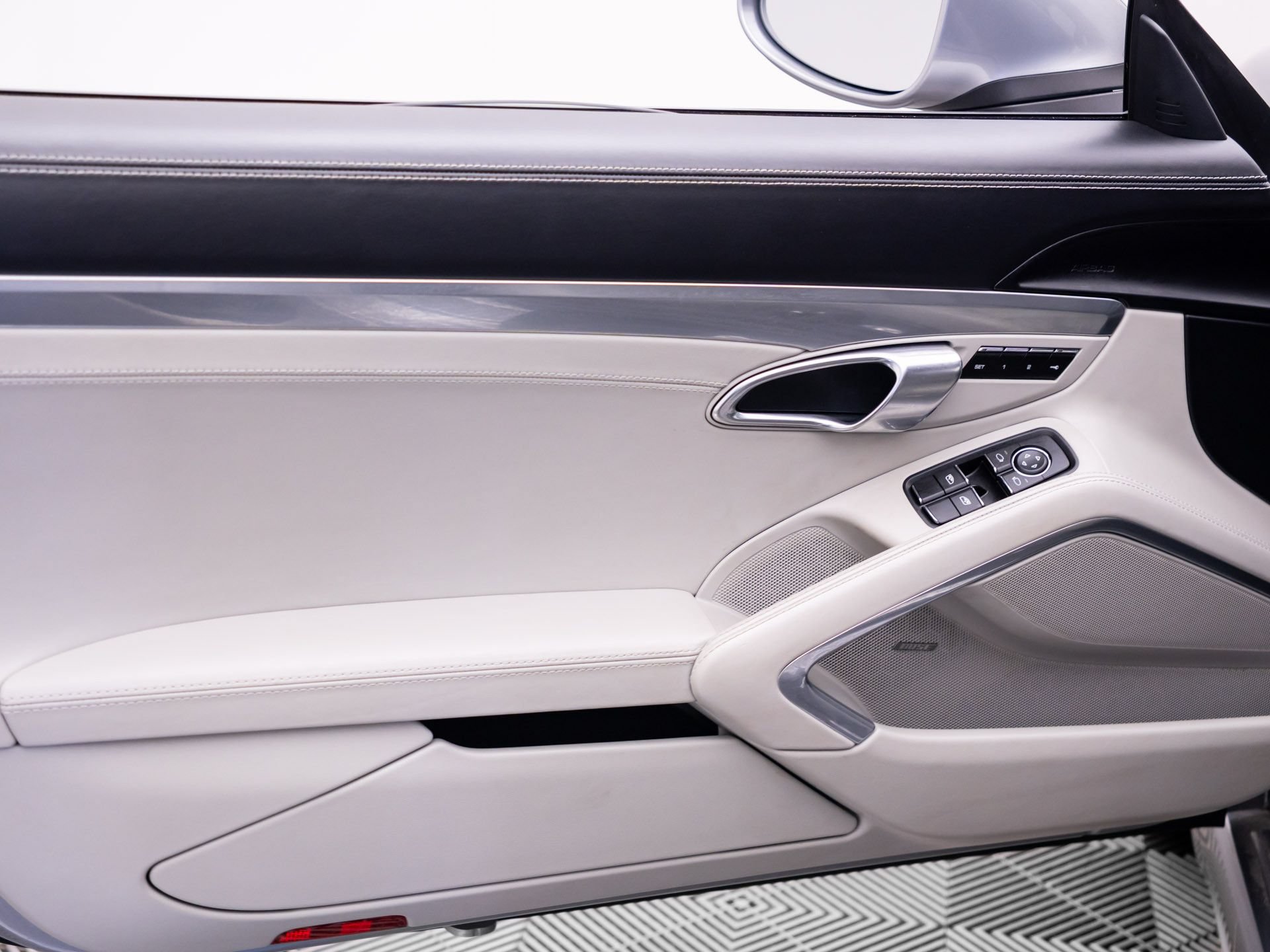 Used 2019 Porsche 718 Boxster GTS RWD image 14