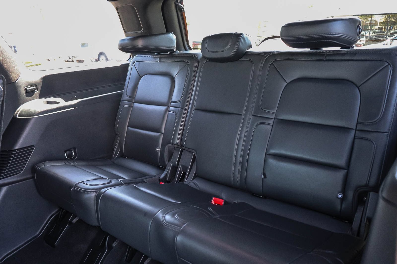 Used 2023 Lincoln Navigator Reserve AWD/4WD image 18