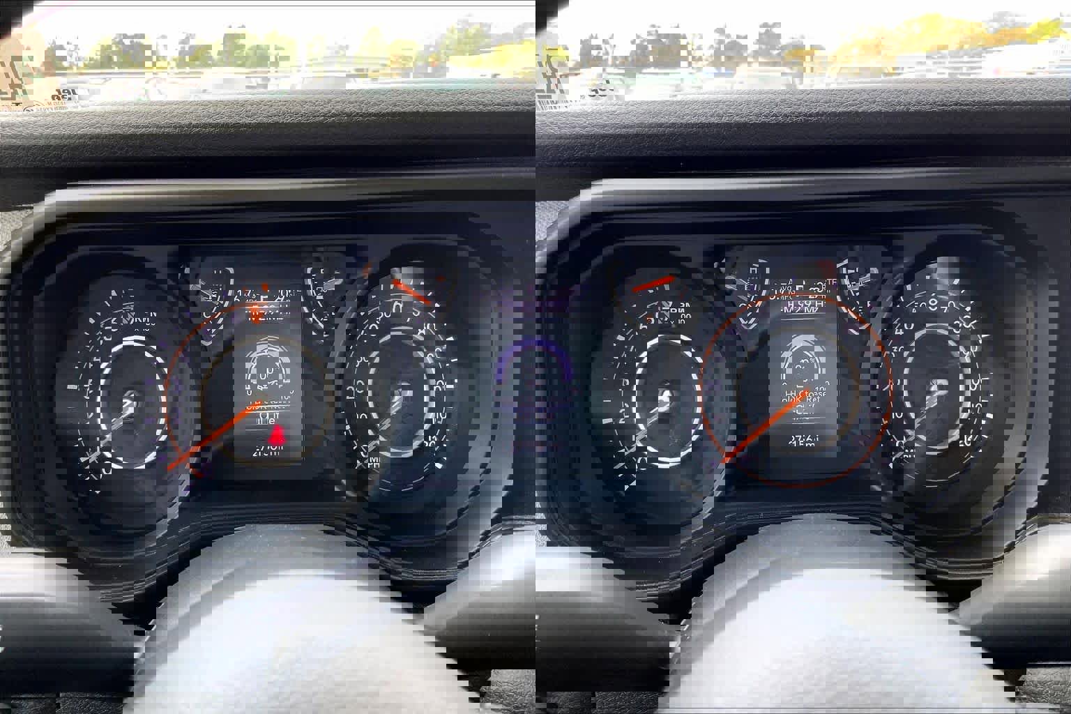 Used 2024 Jeep Gladiator Sport image 25