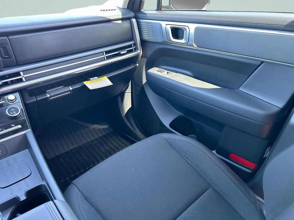 New 2026 Hyundai Santa Fe SE image 21