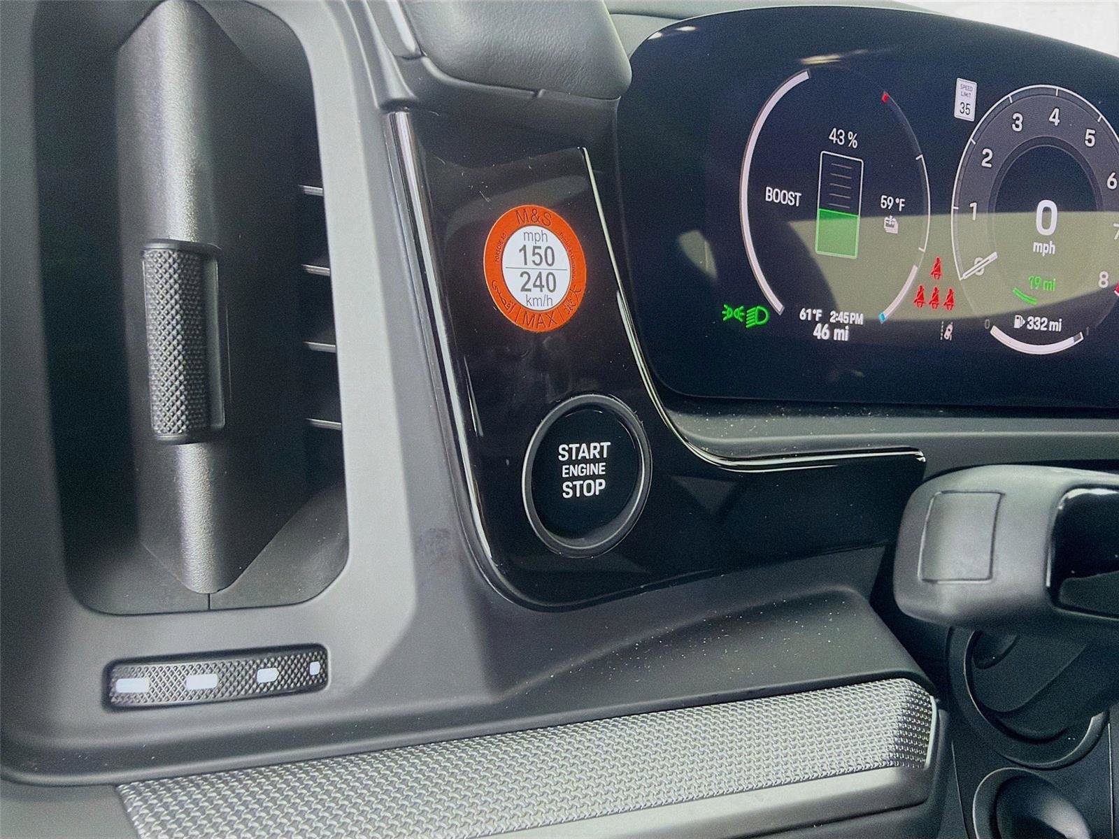 New 2025 Porsche Cayenne Coupe AWD/4WD image 10