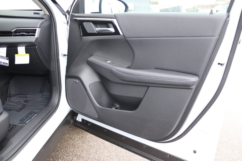 New 2026 Mitsubishi Outlander SE image 22