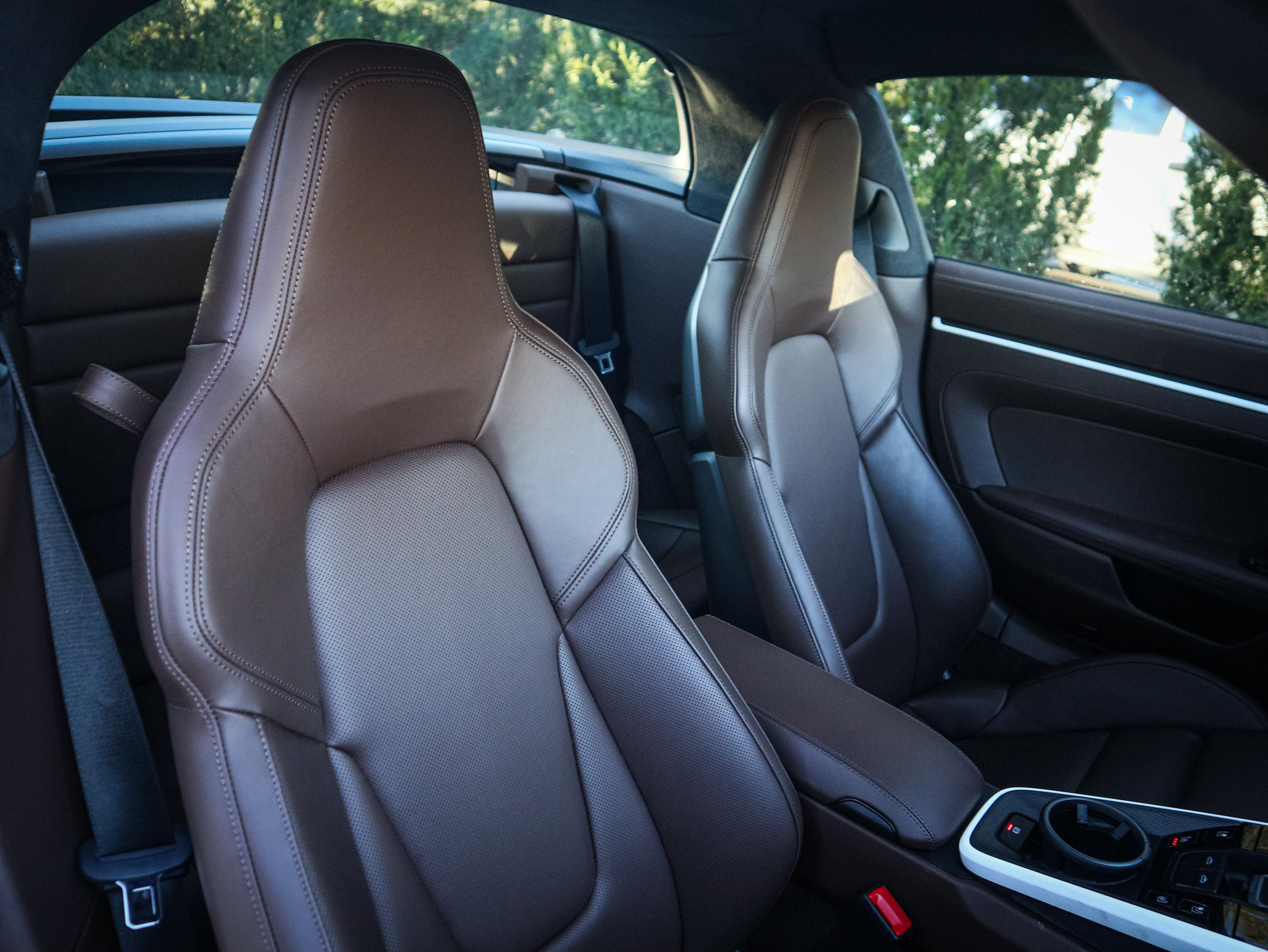 Used 2025 Porsche 911 Targa 4 GTS image 34