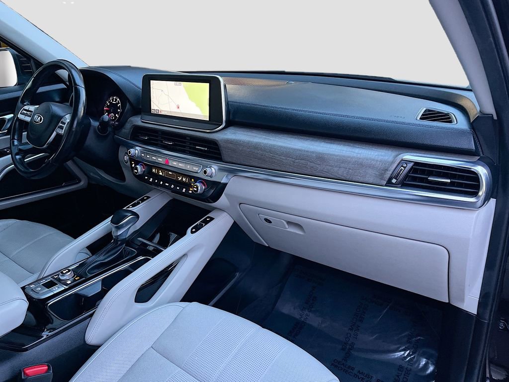 Used 2022 Kia Telluride EX image 32