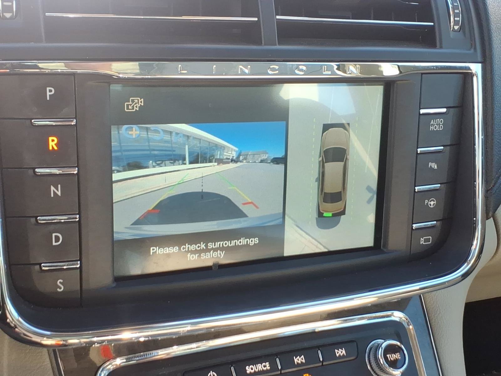 Used 2018 Lincoln Continental Reserve FWD image 17
