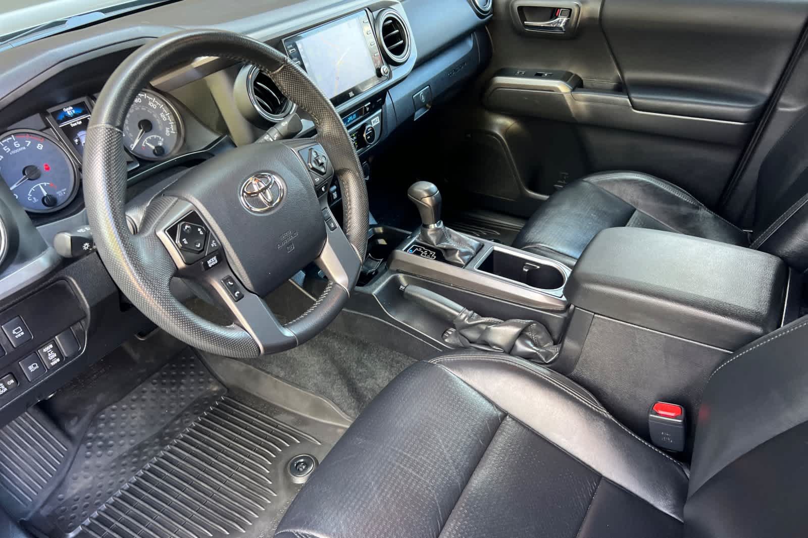 Used 2023 Toyota Tacoma TRD Off-Road w/ TRD Premium Off Road Package AWD/4WD image 11