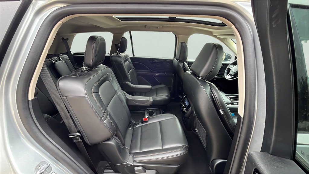 Used 2023 Lincoln Aviator Reserve AWD/4WD image 21
